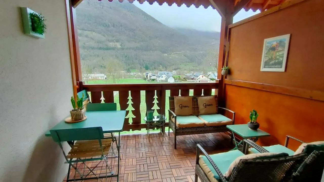 Apartment Appartement Duplex Dans Residence Val De Roland Luz-Saint-Sauveur France
